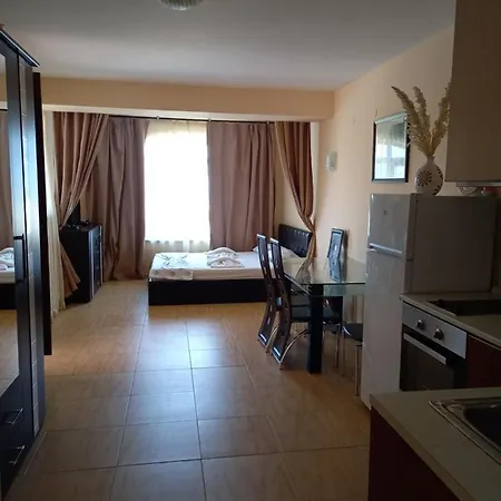 студио в комплекс Golden Beach, Apartamento